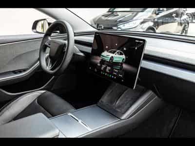Tesla Model 3 HIGHLAND PREMIUM RWD - AUTOPILOT - BLACK (2025) - Foto 15