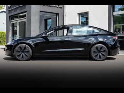 Tesla Model 3 HIGHLAND PREMIUM RWD - AUTOPILOT - BLACK (2025) - Foto 2