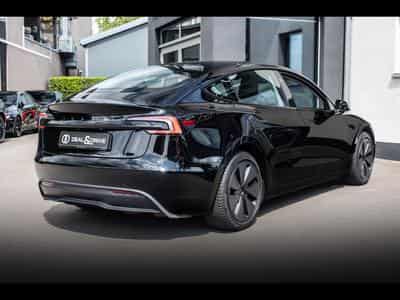 Tesla Model 3 HIGHLAND PREMIUM RWD - AUTOPILOT - BLACK (2025) - Foto 8