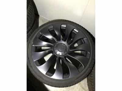 Jantes alu + Pneus h 21" 275/35 R21 103V (2026) - Photo 1