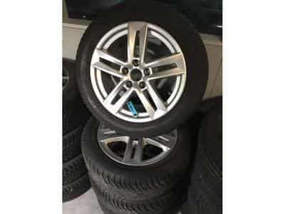 Jantes alu + Pneus h 17" 225/50 R17 98H (2026) - Photo 1