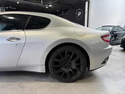 Maserati GranTurismo MASERATI GRANTURISMO 4.2 V8 405 CV/GPS/CUIR/Xénon/ (2009) - Foto 13