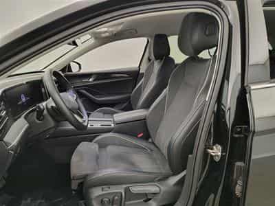 VW Passat 2.0 TDi 150cv DSG Elegance NAVI / FULL LED / CAMERA (2025) - Photo 7