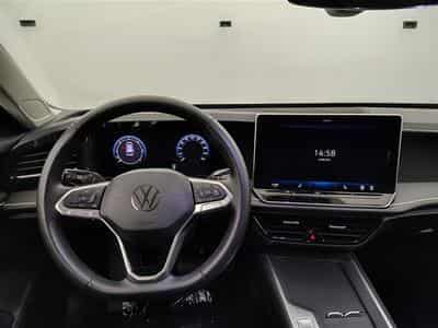 VW Passat 2.0 TDi 150cv DSG Elegance NAVI / FULL LED / CAMERA (2025) - Photo 9