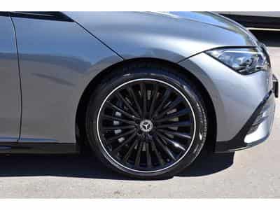 Mercedes EQE 300 AMG Line AIRMATIC DISTR CUIR MEMO PANO BURMESTER CAM360 (2025) - Foto 4