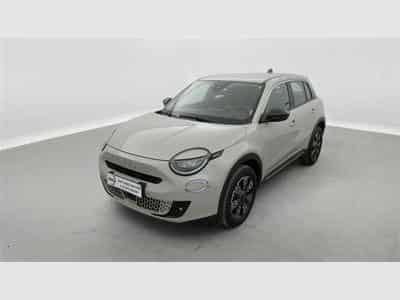 Fiat 600 1.2 Hybrid 136cv DCT Icone NAVI / FULL LED / KEYLESS / CAM (2025) - Photo 1