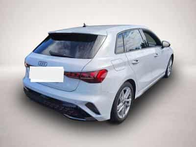 Audi A3 (2025) - Photo 2