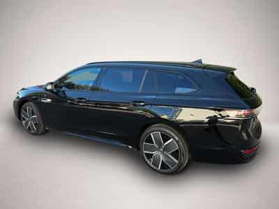 VW Passat (2026) - Photo 2