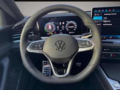VW Passat (2026) - Photo 4