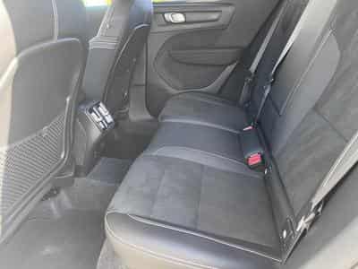 Volvo XC40 B3 Plus Dark DCT (2025) - Photo 5