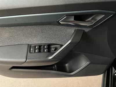 Seat Arona Xperience+DSG+FullLED+P.Safe-Drive.M+Navi+P.Vision+ (2022) - Foto 14