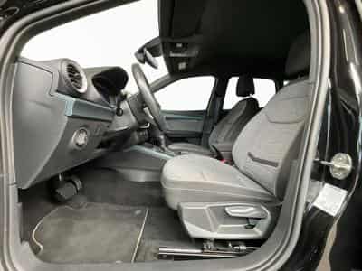 Seat Arona Xperience+DSG+FullLED+P.Safe-Drive.M+Navi+P.Vision+ (2022) - Foto 9