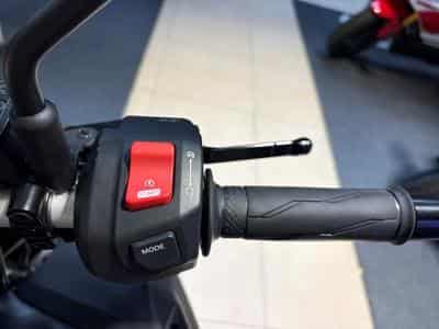 Yamaha MT07 Y-AMT 35 kw (2025) - Photo 13