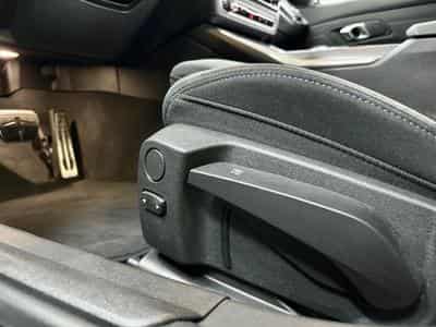 BMW 330 330i M-Sport Touring xDrive 245CV * Hayon * ACC * Sièges cha (2025) - Foto 9