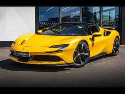 Ferrari SF90 STRADALE GIALLO 3 STRATO CARBONE BLEU (2022) - Photo 1