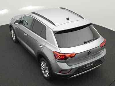 VW T-Roc 1.5 TSI Life OPF (2024) - Foto 13