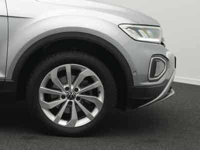 VW T-Roc 1.5 TSI Life OPF (2024) - Foto 8