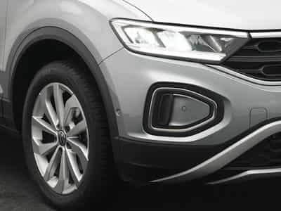 VW T-Roc 1.5 TSI Life OPF (2024) - Foto 9