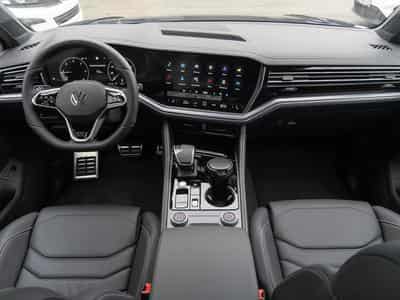 VW Touareg R-Line (2024) - Photo 5