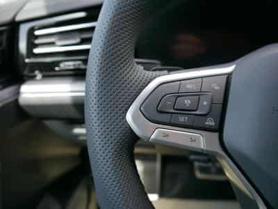 VW Touareg R-Line (2026) - Photo 12