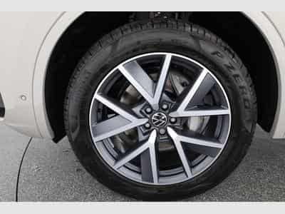 VW Touareg 3.0 TDI 210 kW 4Motion R-Line (2024) - Photo 14