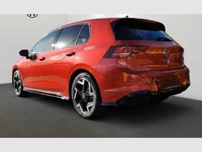 VW Golf R-Line 1.5 eTSI (2025) - Photo 4