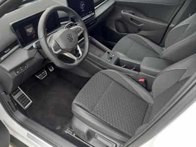 VW T-Roc R-Line 1.5 eTSI (2026) - Photo 2