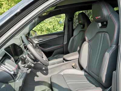 Skoda Kodiaq 2.0 TSI 195 kW 4x4 RS (2026) - Foto 8