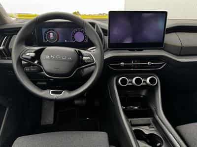 Skoda Kodiaq 2.0 TDI 142 kW 4x4 Selection (2026) - Foto 6