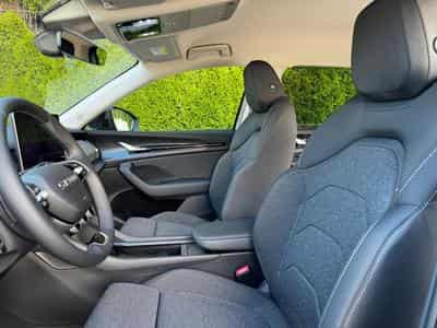 Skoda Kodiaq 2.0 TDI 142 kW 4x4 Selection (2026) - Foto 7
