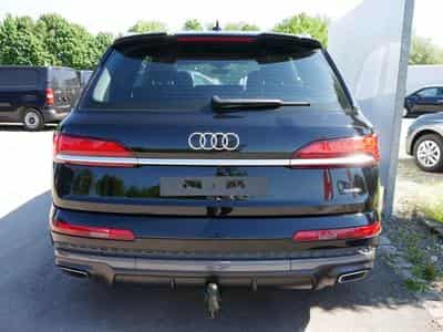 Audi Q7 S line (2025) - Photo 9