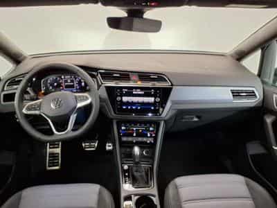 VW Touran Highline R-Line 1.5 TSI 7-Gang-DSG (2026) - Foto 11