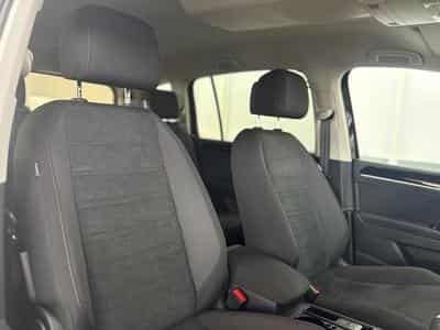 VW Touran R-LINE (2026) - Foto 12