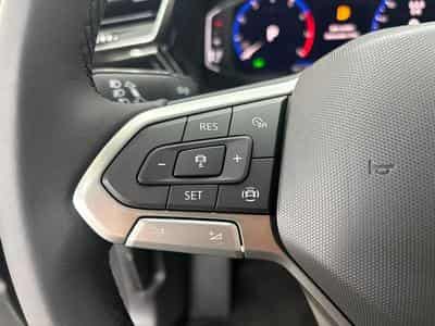 VW Touran R-LINE (2026) - Foto 14