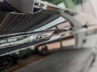 VW Touran R-LINE (2026) - Foto 9