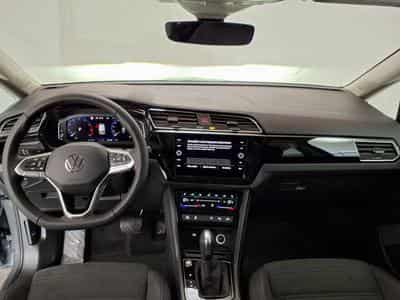 VW Touran Highline R-Line 1.5 TSI 7-Gang-DSG (2026) - Foto 11
