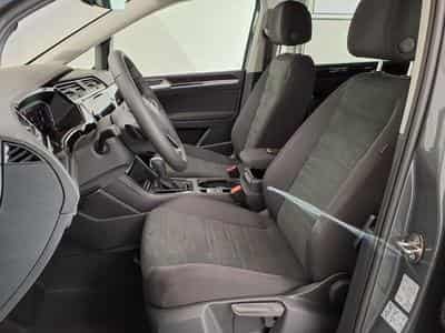 VW Touran Highline R-Line 1.5 TSI 7-Gang-DSG (2026) - Foto 9