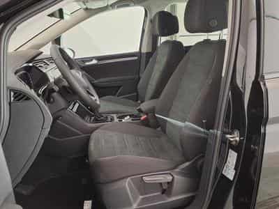 VW Touran Highline R-Line 1.5 TSI 7-Gang-DSG (2026) - Foto 9