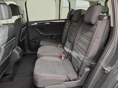 VW Touran Highline R-Line 1.5 TSI 7-Gang-DSG (2026) - Foto 10
