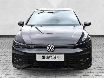 VW Golf 2.0 TSI 195 kW GTI (2026) - Photo 2