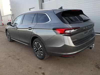 Skoda Superb 2.0 TDI 142kW 4x4 Selection (2025) - Foto 3