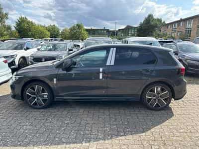 VW Golf R-Line Limited (2026) - Foto 2