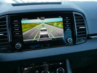 Skoda Karoq Sportline 2.0 TSI 4x4 DSG (2026) - Foto 13