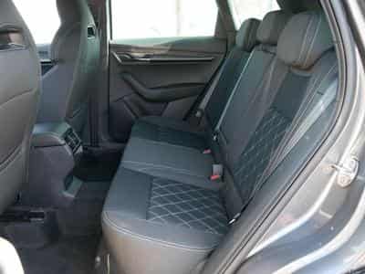 Skoda Karoq Sportline 2.0 TSI 4x4 DSG (2026) - Foto 6