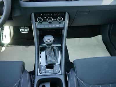 Skoda Karoq Sportline 2.0 TSI 4x4 DSG (2026) - Foto 13