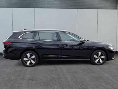 VW Passat Variant Business (2025) - Foto 6