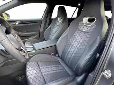VW Passat Variant R-Line (2025) - Foto 13