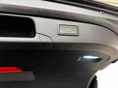 VW Passat Variant R-Line (2025) - Foto 10