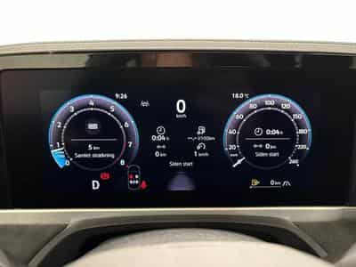 VW Passat Variant R-Line (2025) - Foto 14