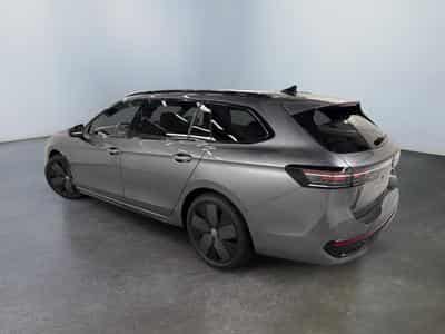 VW Passat Variant R-Line (2025) - Foto 5